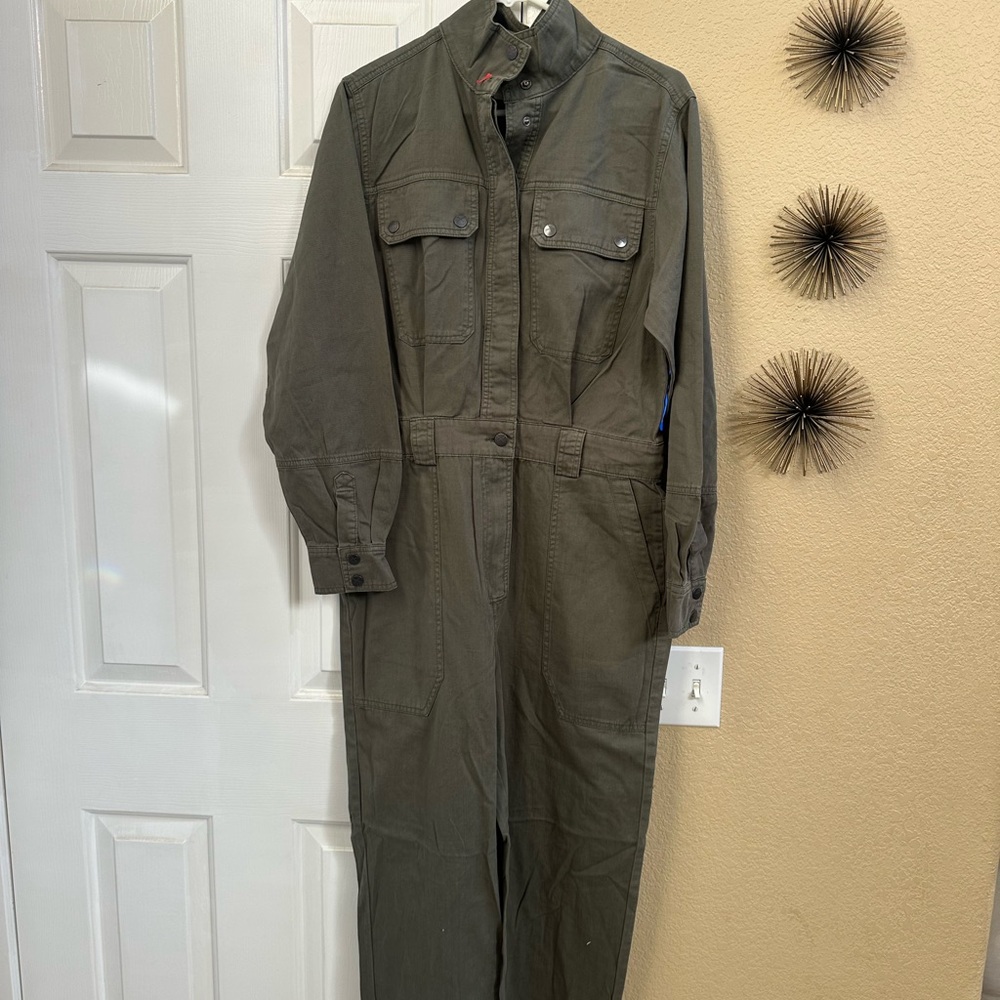Unpublished Women’s Utility Jumpsuit Belted Pocket Olive green Size L